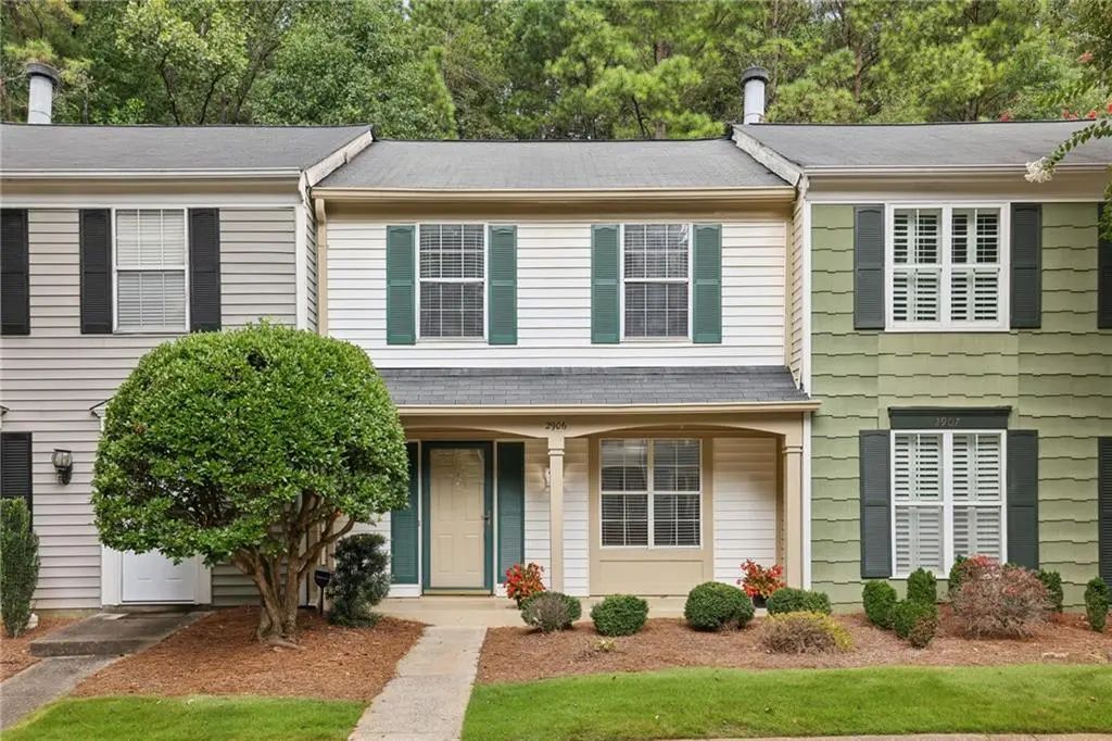 2906 Queen Anne Court, Sandy Springs