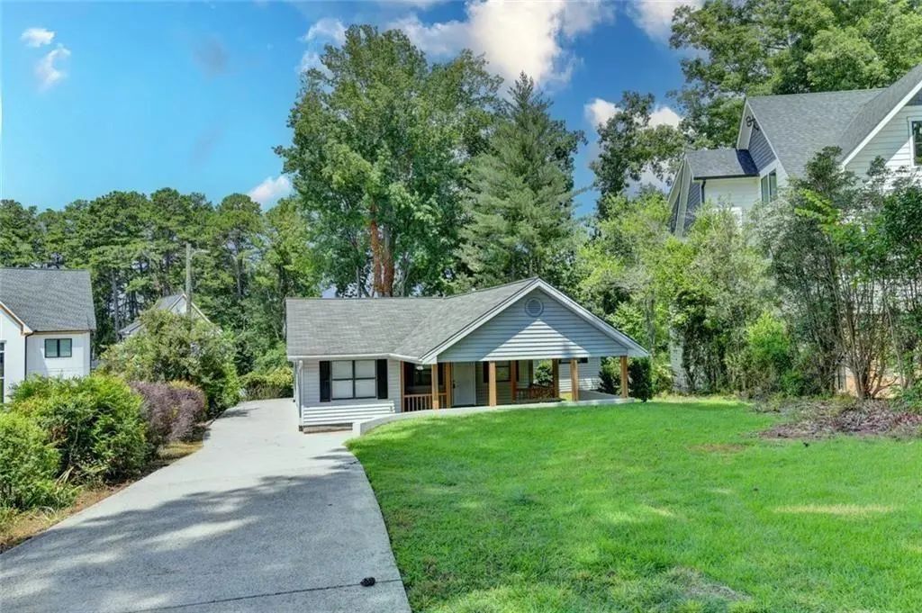 7470 Fields Drive, Cumming