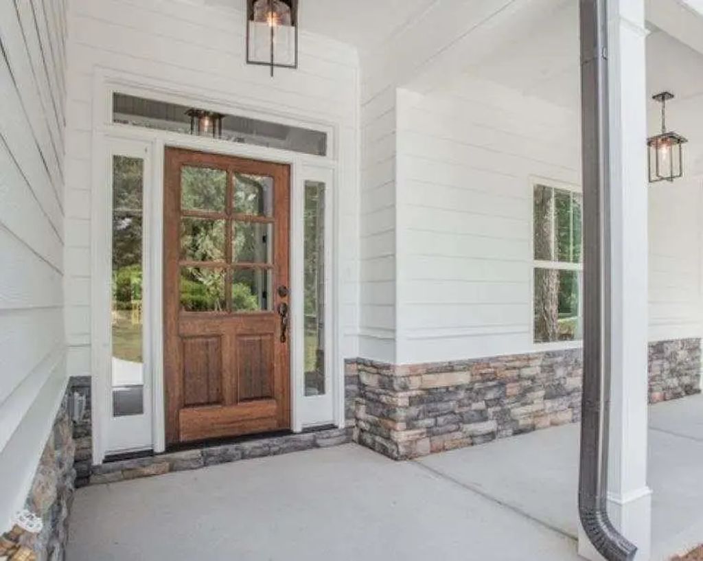 2163 Belcourt Drive, Villa Rica