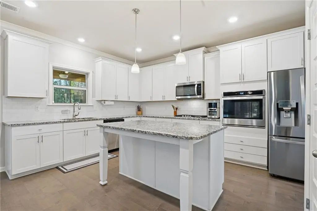 7534 Brook Rose Way, Lithonia