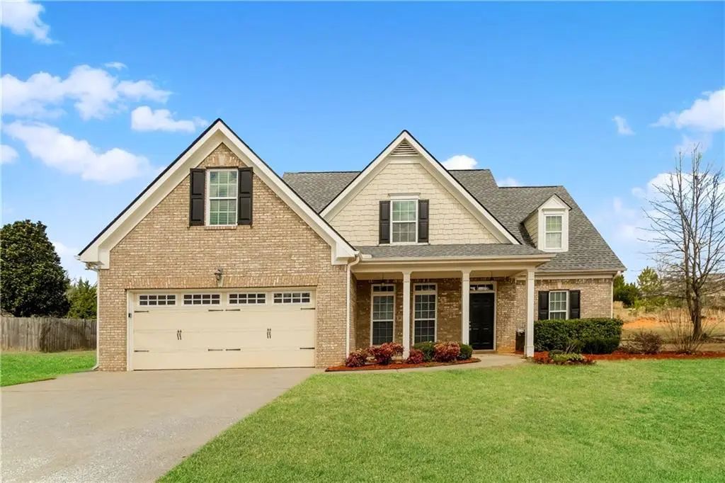 44 Colonial Circle, Cartersville