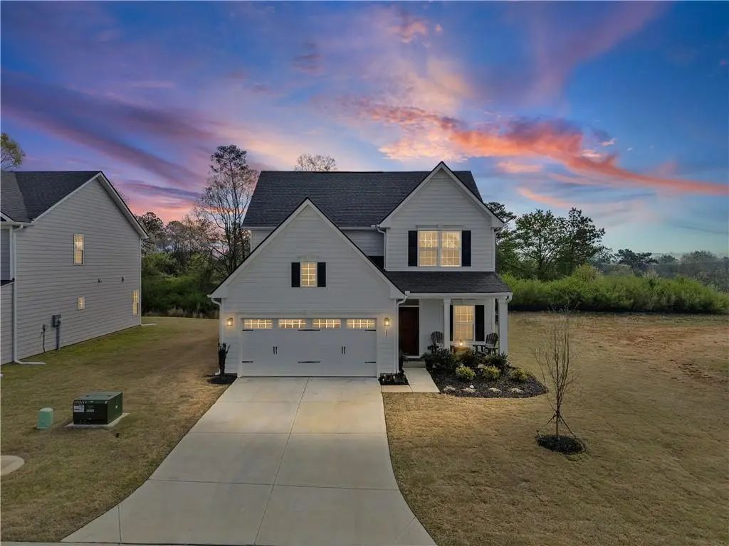 157 Asbury Circle, Calhoun