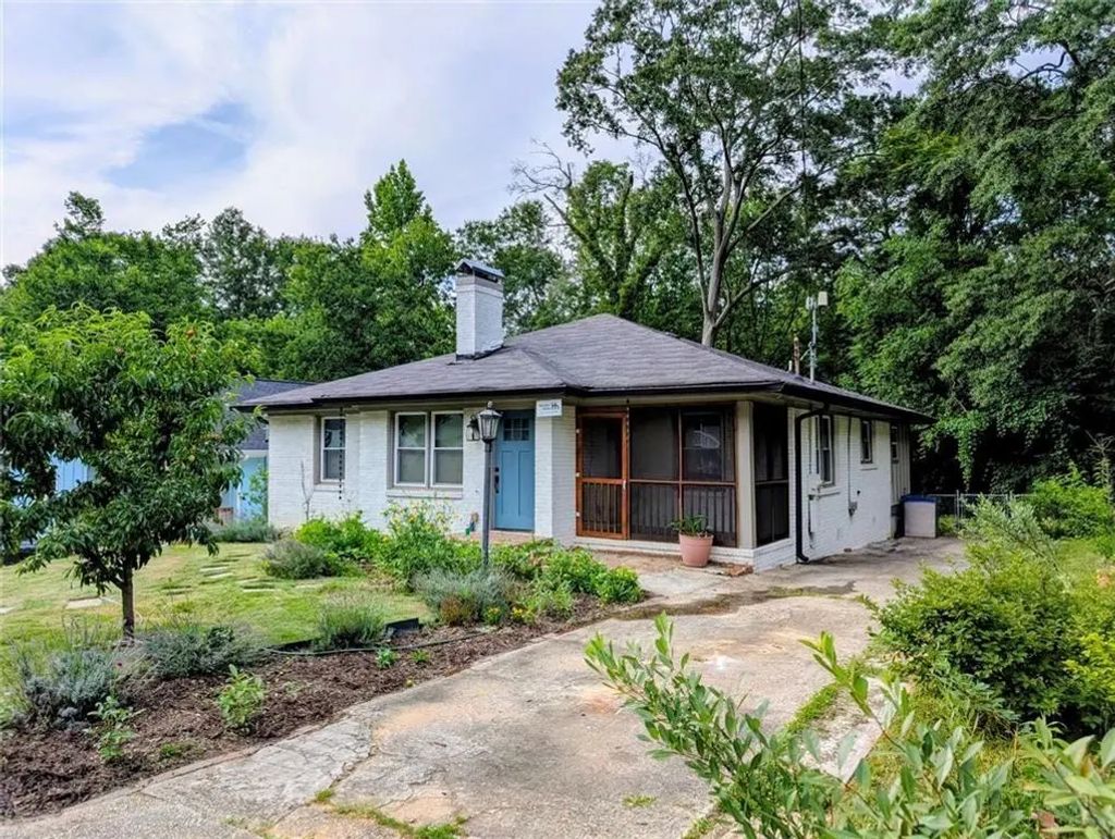 1311 Bernard Street Nw, Atlanta