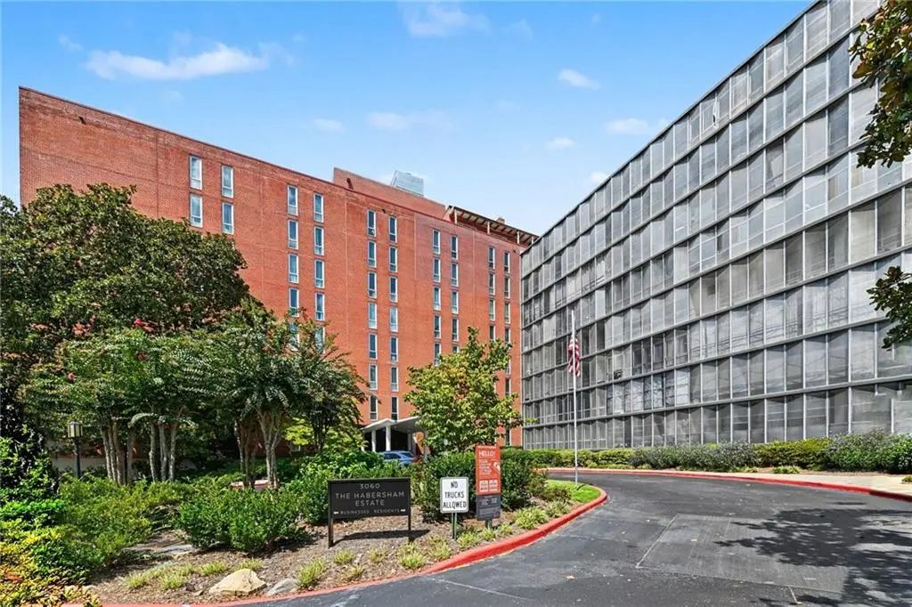 Unit 822 - 3060 Pharr Court Nw, Atlanta