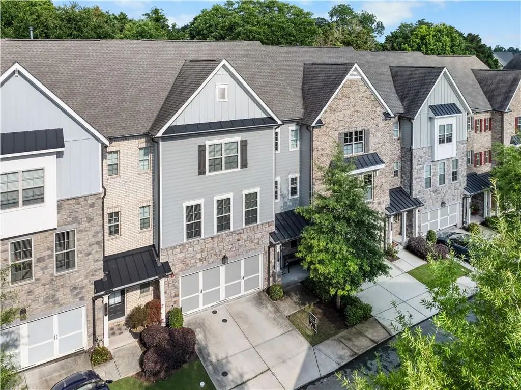 724 Henry Drive, Marietta
