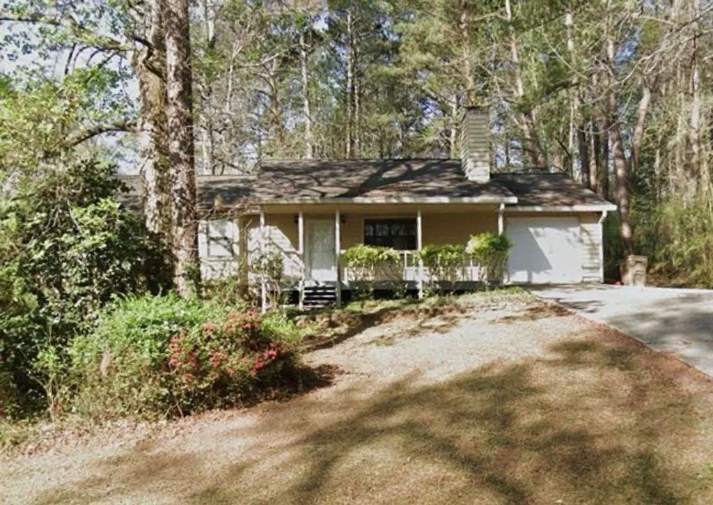 137 Springvalley Circle, Stockbridge