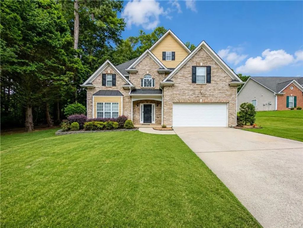 1098 Whisperwood Lane, Lawrenceville