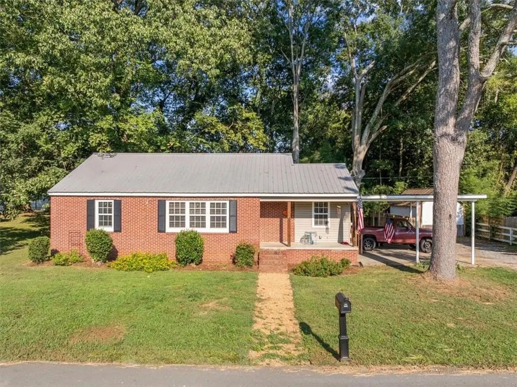 137 Oak Street, Summerville