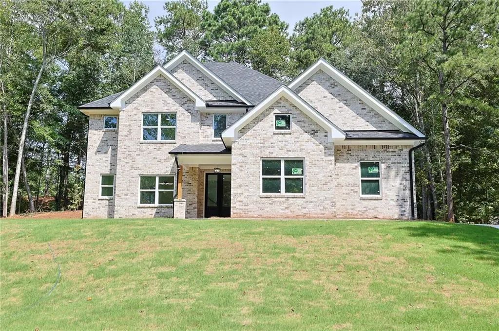 295 Huiet Dr, Mcdonough