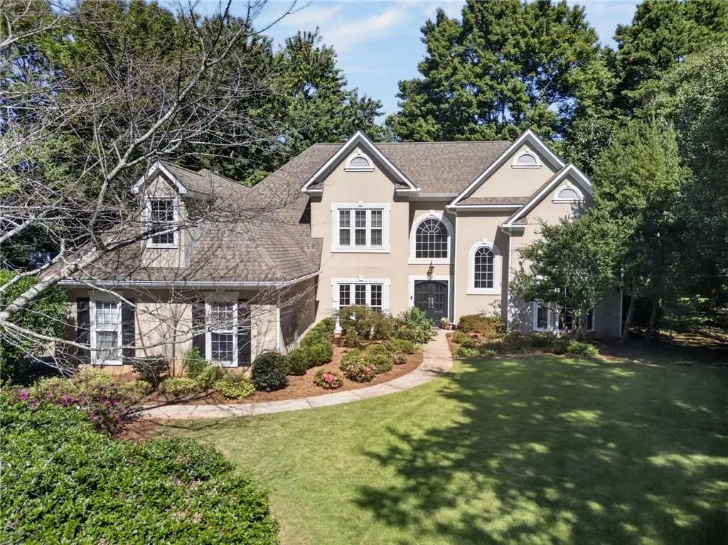 125 Kiveton Park Drive, Roswell