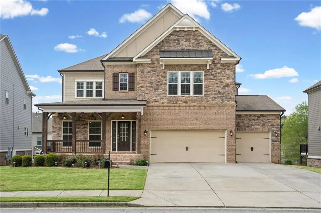 501 La Perla Drive, Sugar Hill
