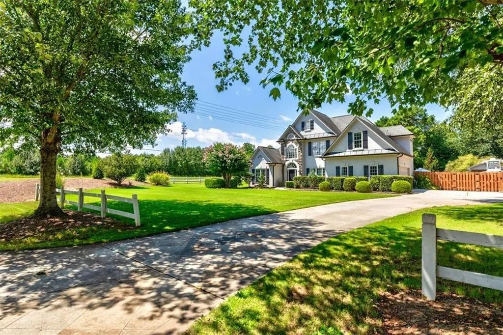 6255 Chestnut Hill Road, Flowery Branch