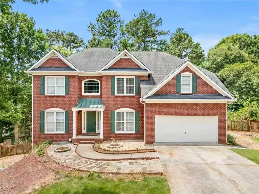 1832 Shores Ridge Court, Suwanee