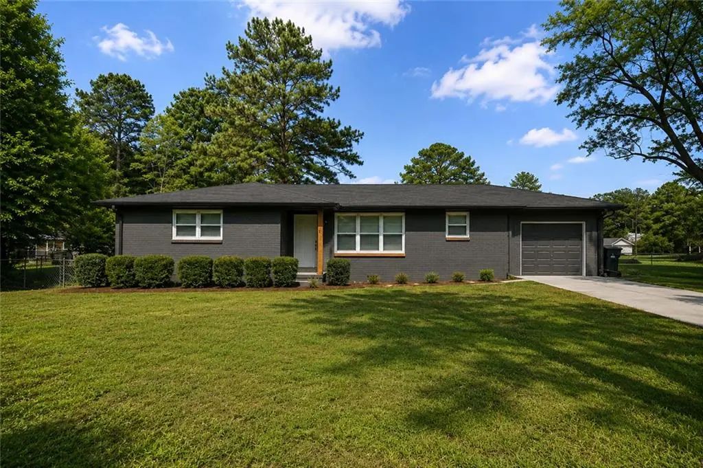 4281 Hiram Lithia Springs Road Sw, Powder Springs