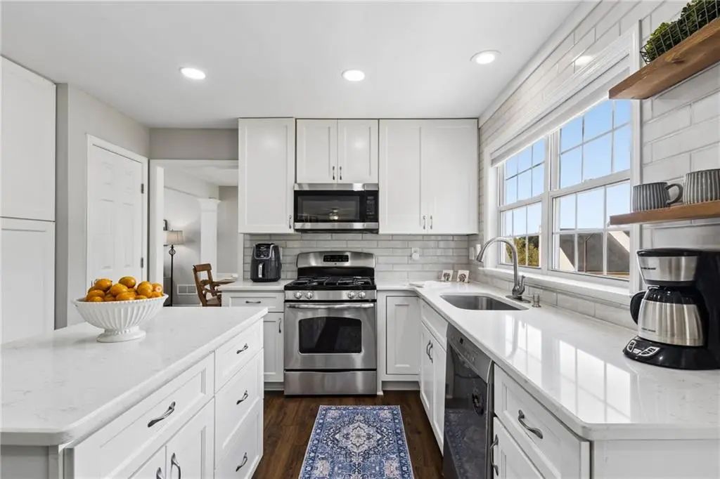 3427 Chastain Glen Lane Ne, Marietta