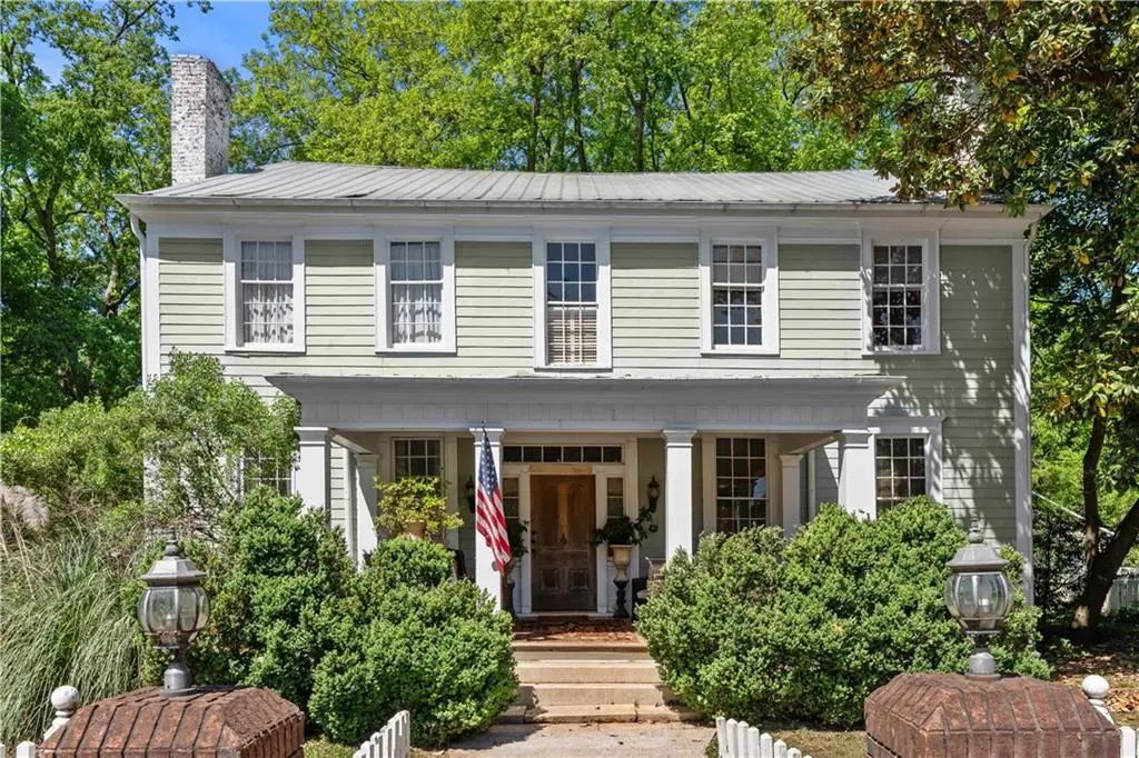 403 S Main Street, Greensboro