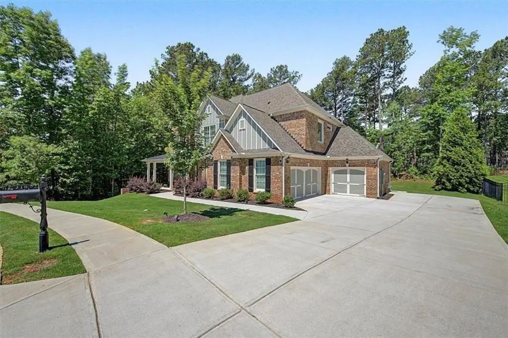 210 Manchester Lane, Villa Rica