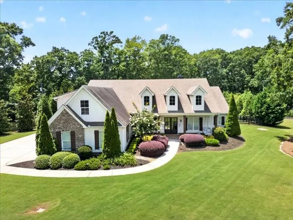 38 Mattox Road, Newnan
