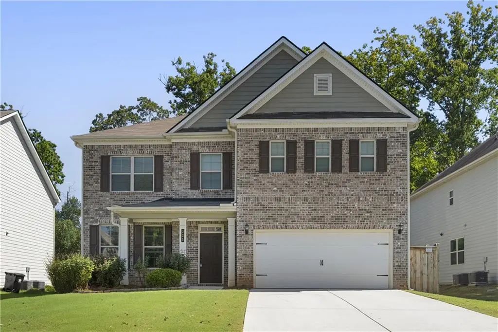 225 Gallant Fox Way, Acworth