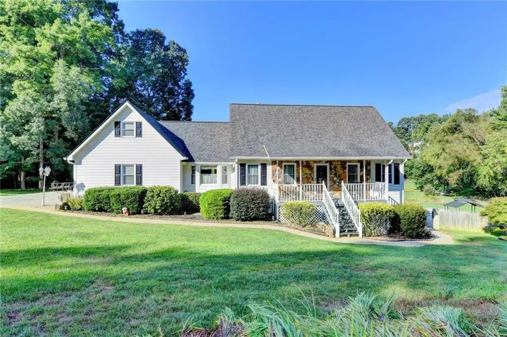 2100 Oak Village Lane, Lawrenceville