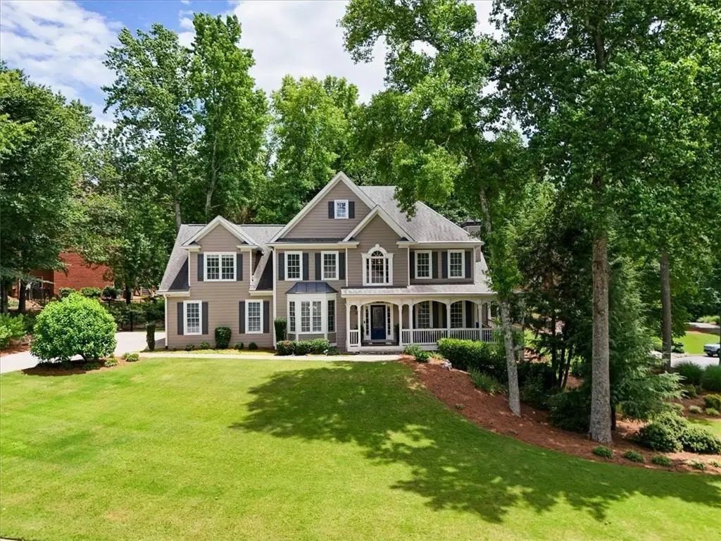 1245 Smokehouse Trail, Cumming