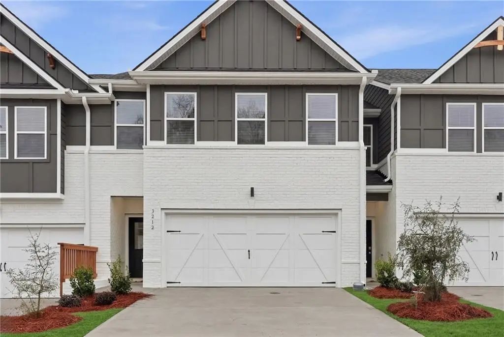 3212 Winding Waters Way, Powder Springs