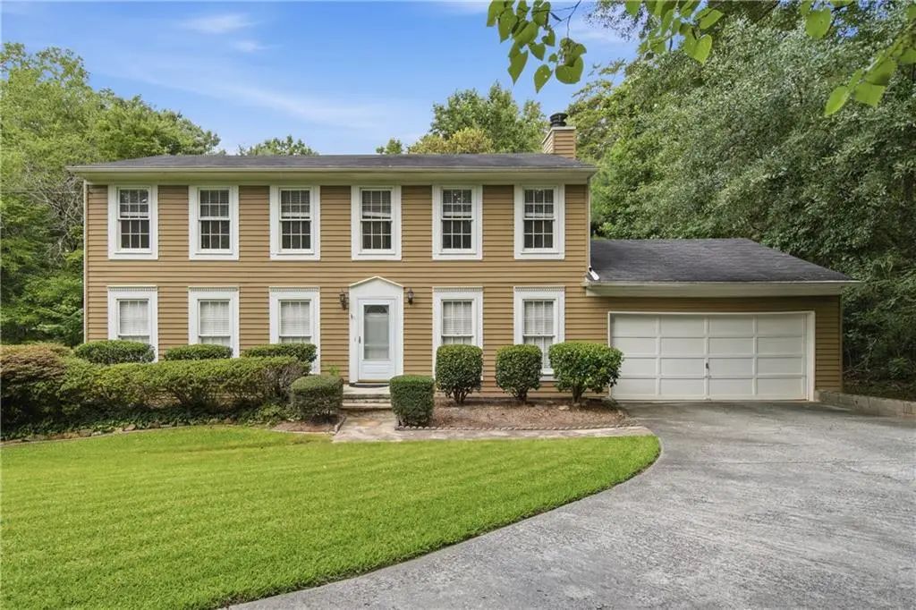 471 Surrey Place, Marietta