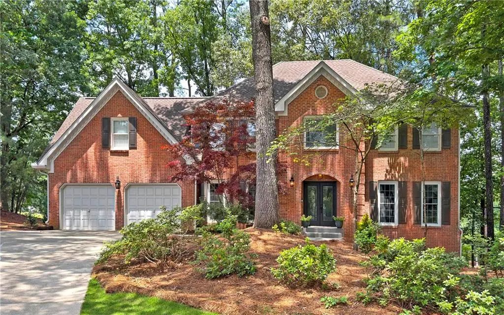 285 Windrift Court, Roswell
