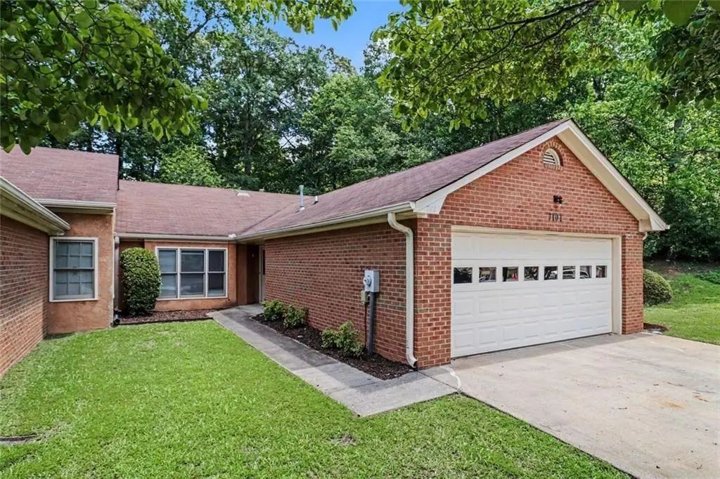 7101 Woodridge Lane, Union City
