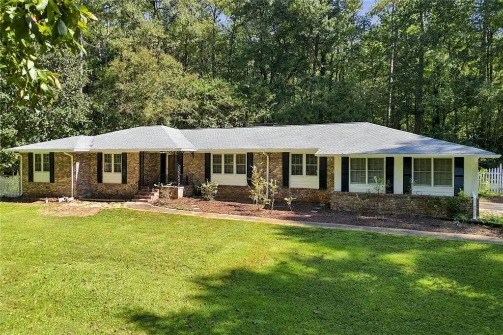 2207 Rosser Place, Smoke Rise