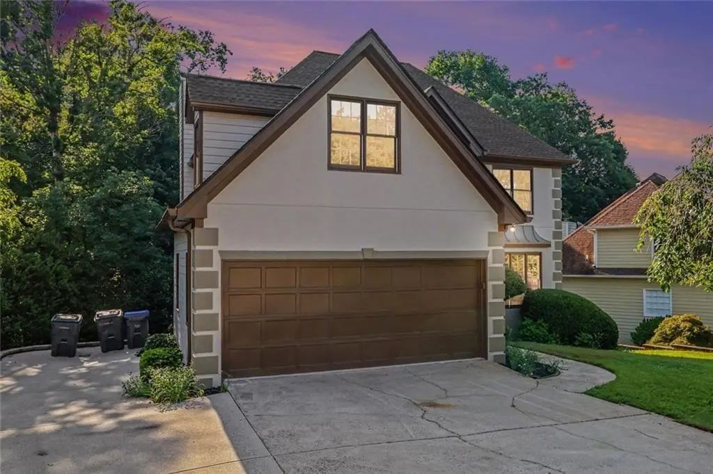 900 Secret Cove Drive, Sugar Hill