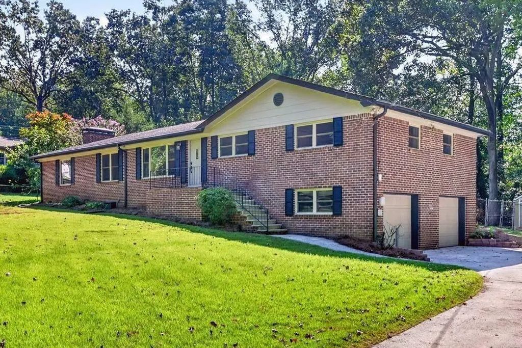1920 Sierra Drive, Marietta