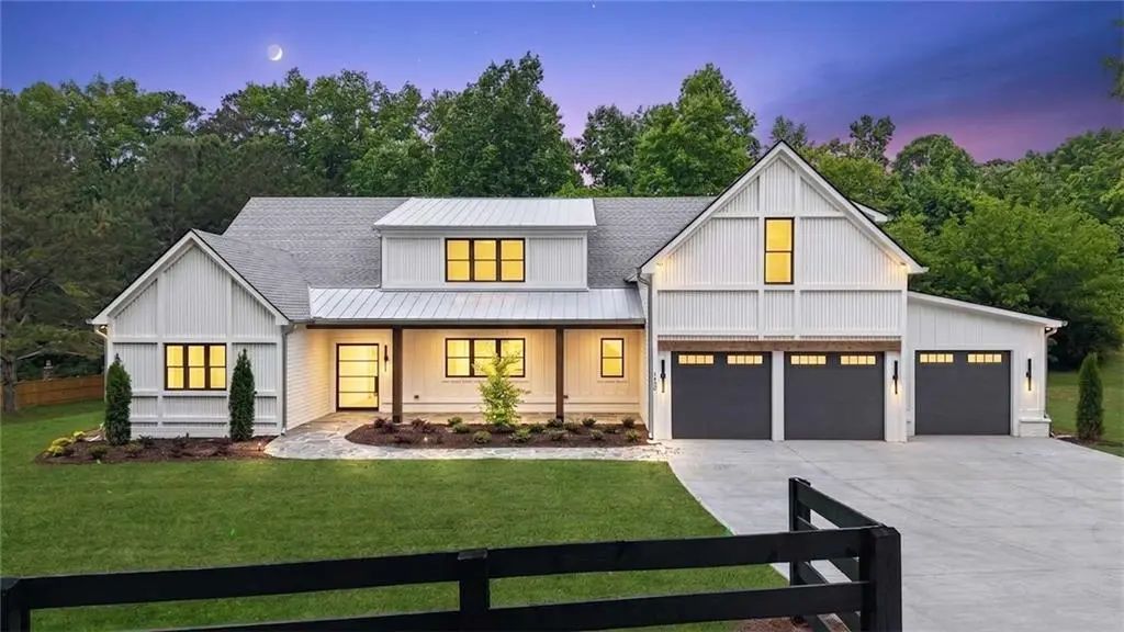 1452 Rucker Circle, Woodstock