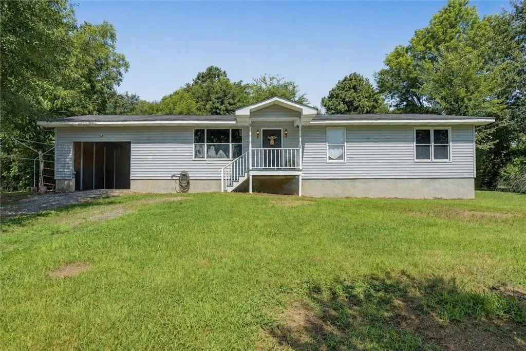 3 Hammond Drive Sw, Plainville