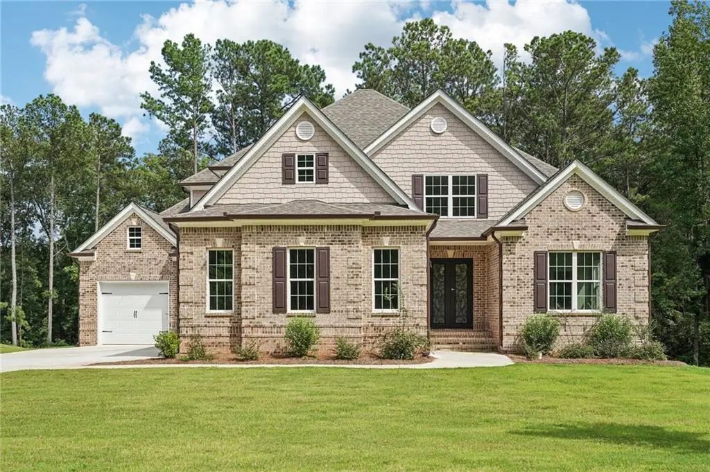 8033 White Stone Boulevard, Douglasville