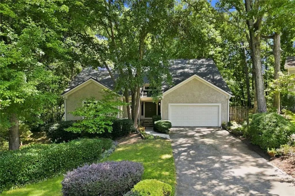 2267 Belle Vista Court, Marietta