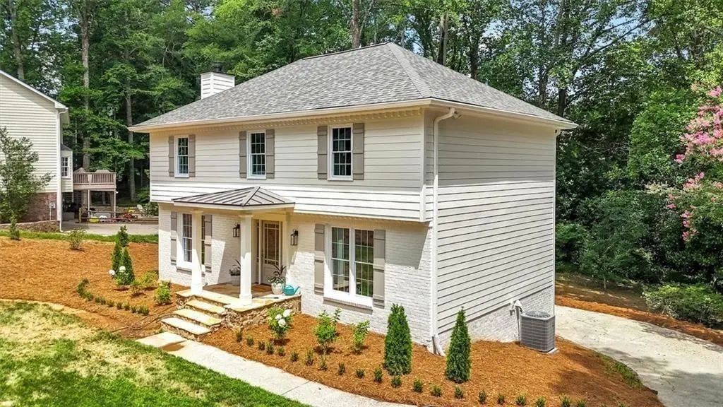 4587 Gilhams Road Ne, Roswell