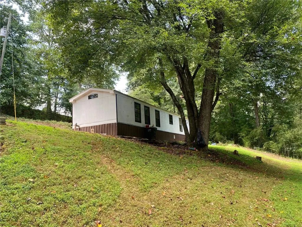 5620 Betty Lane, Dawsonville