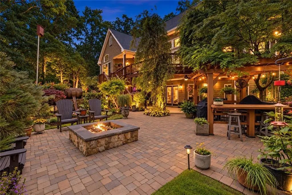 551 Gold Rush Court, Ball Ground