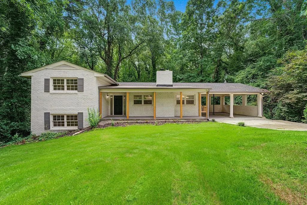 2436 Ovidia Circle Sw, Atlanta