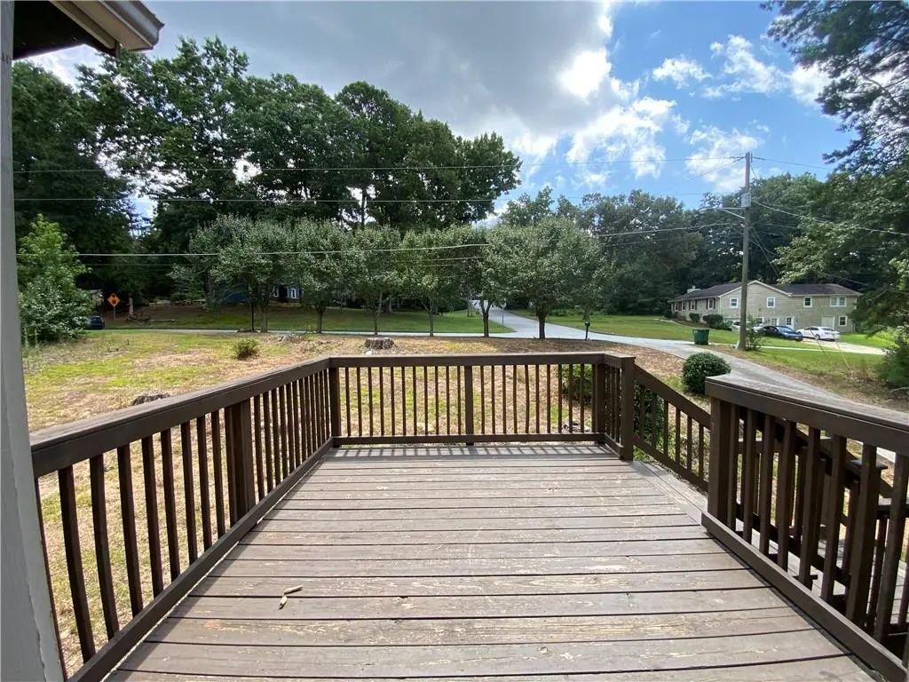 3335 Hillside Drive, Snellville