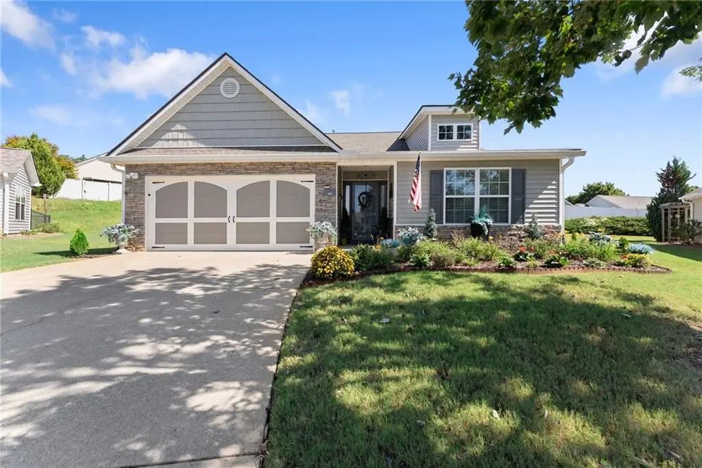 496 Tranquil Drive, Winder