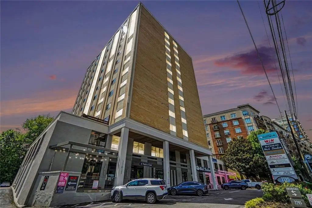 Unit 909 - 2285 Peachtree Road Ne, Atlanta