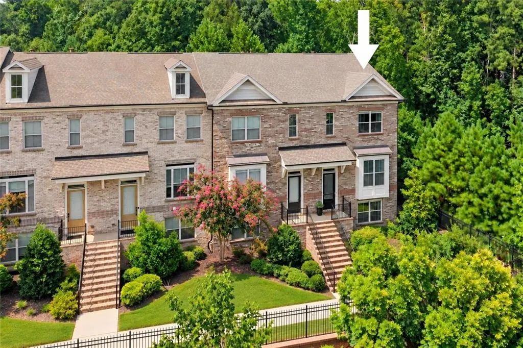 1016 Township Square, Alpharetta