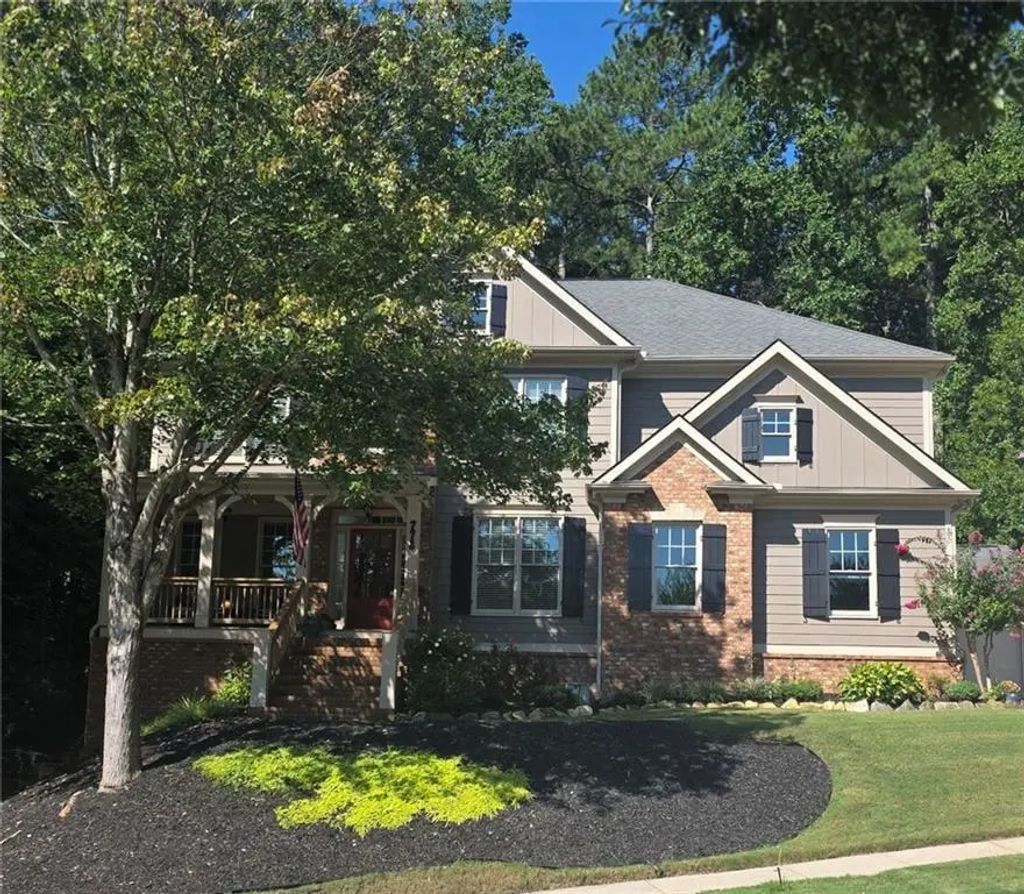 778 Crescent Circle, Canton