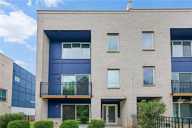 1585 Rock Dam Drive, Atlanta