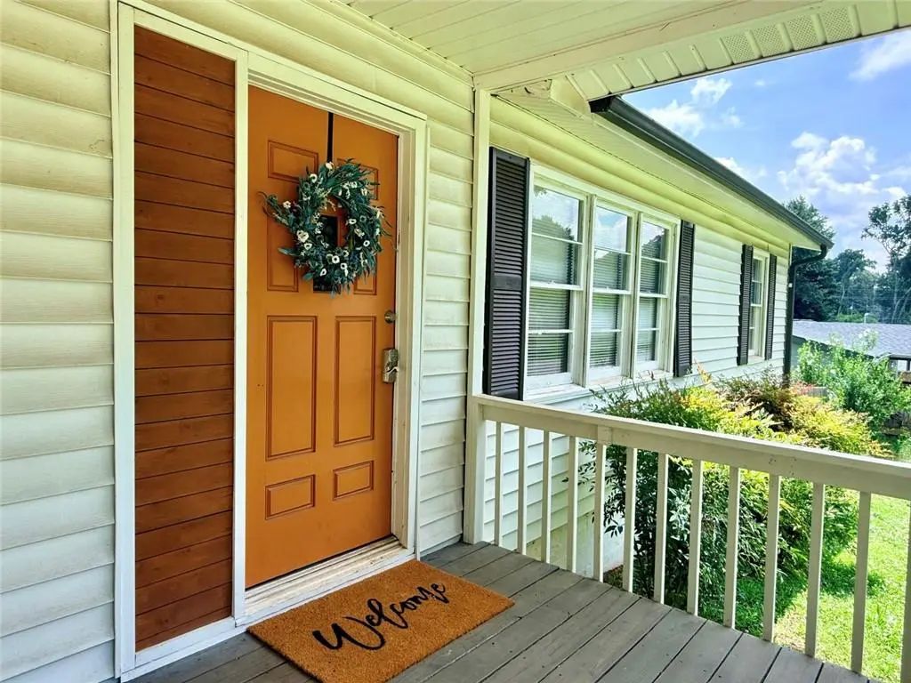 2363 Beverly Lane, Marietta