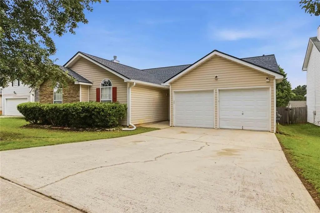 2922 Knoll View Place, Douglasville