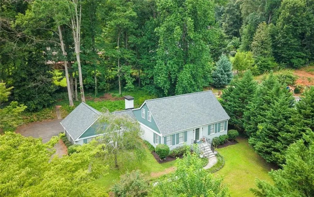 1681 Huntington Drive, Marietta