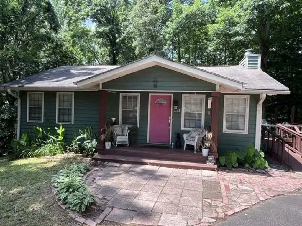 5585 Browns Bridge Road, Cumming